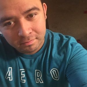 Meet your Posher, Isidro noe
